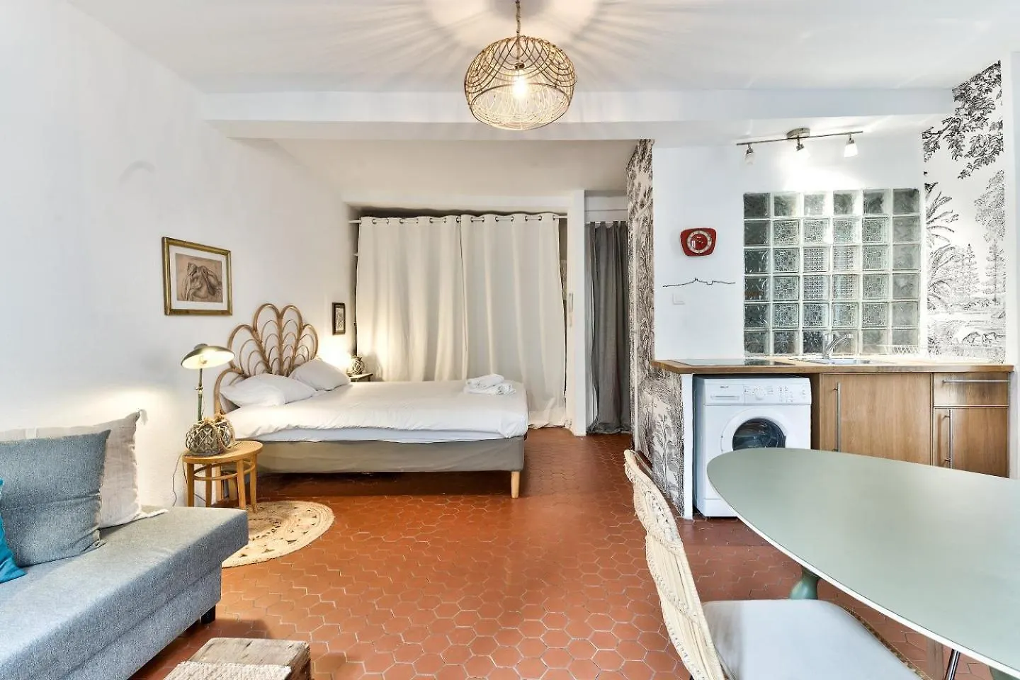 Superb Studio Au Coeur Du Panier Μασσαλία 0*,  Γαλλία